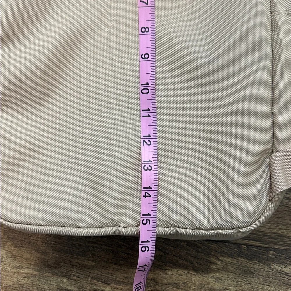 DSW Exclusive tan/beige backpack - Picture 5 of 6